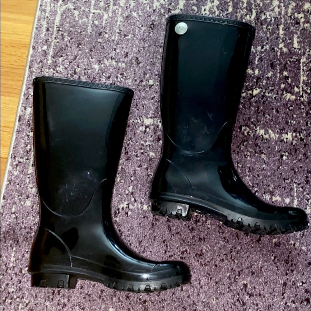 Ugg black rain boots